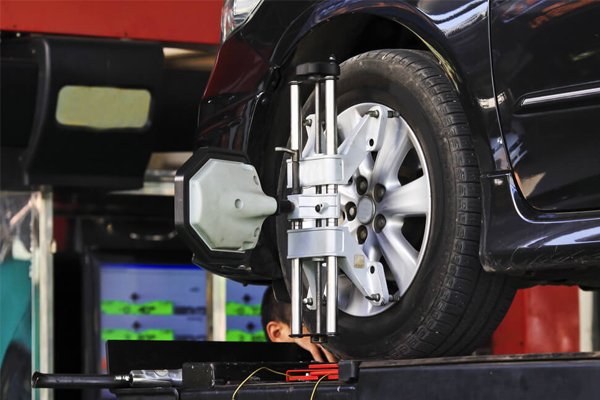 Wheel alignment & balancing at SML Auto Care